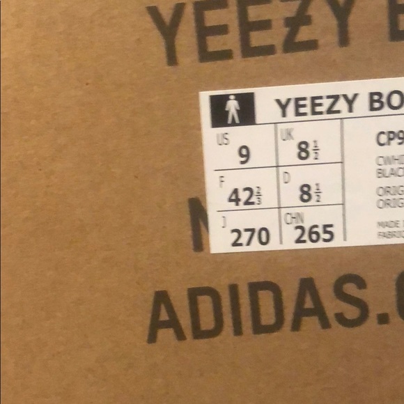 Yeezy 350 Boost in box - Picture 2 of 3
